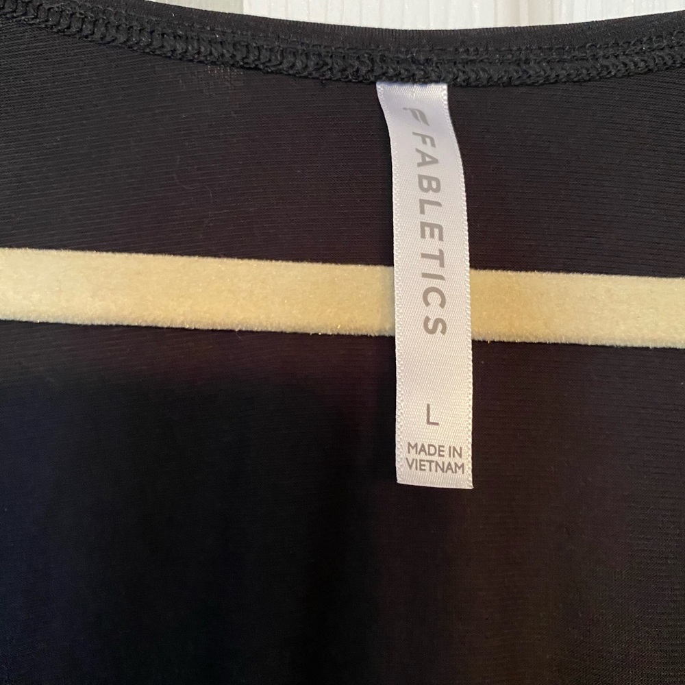 Fabletics Longsleeve - Picture 2 of 3